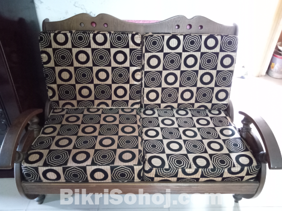 Sofa set (2 Center table) & Devine